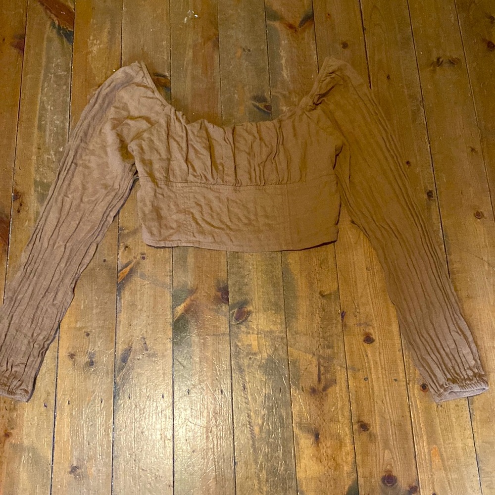 Wild Fable Long sleeve crop top size medium